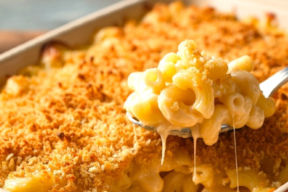 Macaroni and Cheese with Crumb Topping