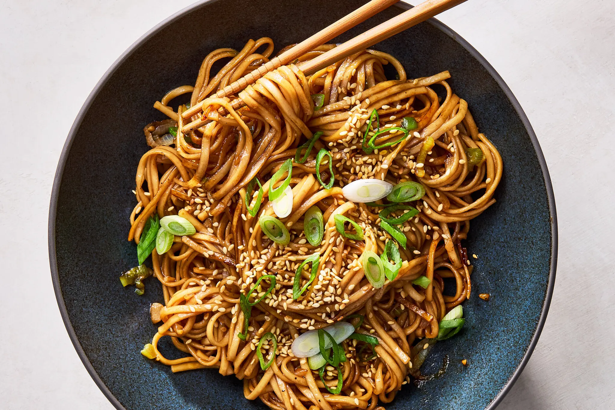 Hoisin Garlic Noodles – NYT